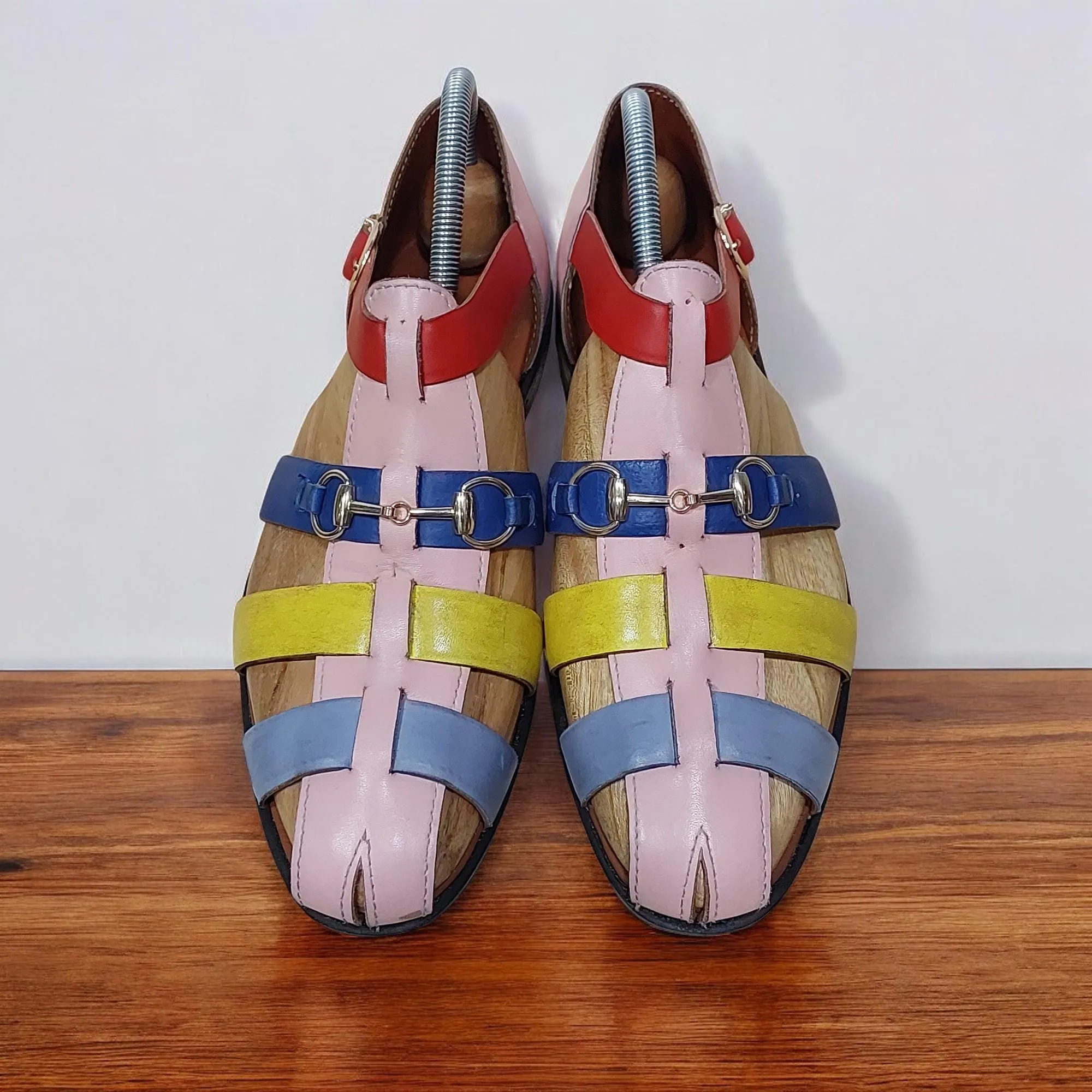Artisan Multi-Hued Sandals: Trendy Summer Style