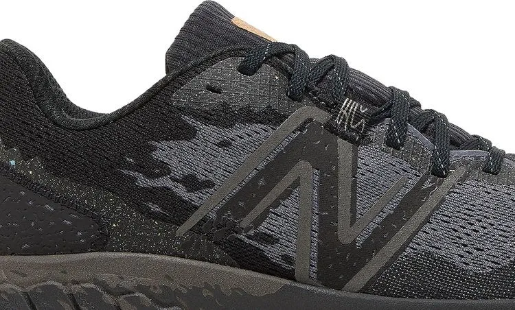 New Balance Fresh Foam X Hierro v7 'Black' sneakers, black