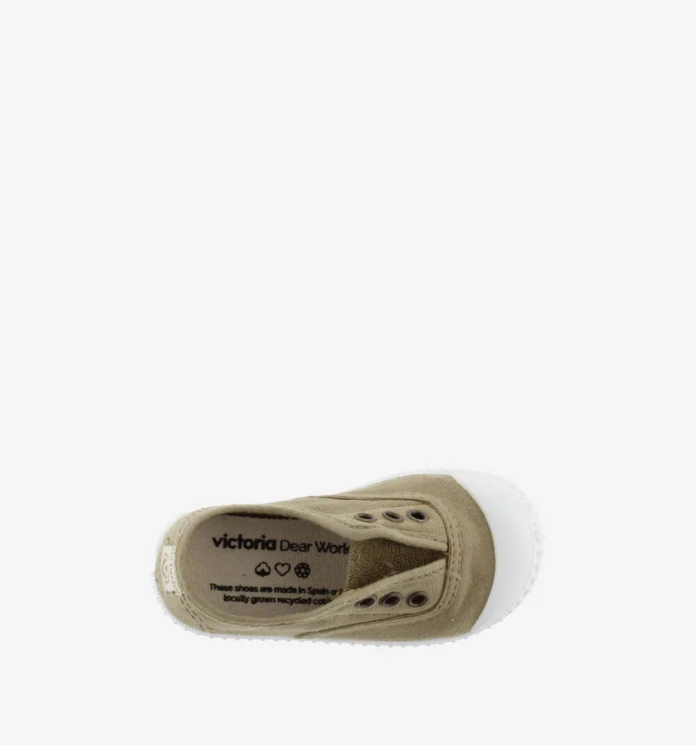 Organic Canvas Sneakers - laurel <br> Victoria